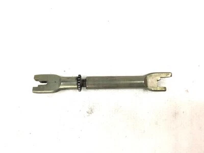 82-20 Honda Right Rear Drum Suspension Brake Shoe Adjuster Bolt Rod A+B Used OEM - Image 1 of 4