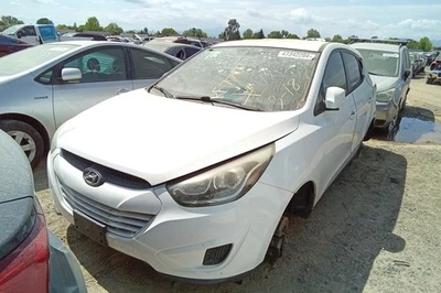 2014 Hyundai Tucson Automatic Transmission OEM 135K Miles - LKQ384385320 - Image 1 of 3
