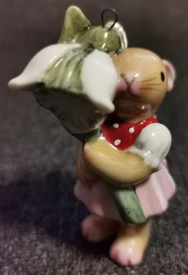 Villeroy & Boch Easter Spring Decoration Bunny Pendant Ornament Snowdrops - Image 1 of 4