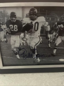 Gale Sayers,"signed" Framed (Steiner) 8 x 10 B&W Photo (Scarce / Vintage) Bears. - Picture 1 of 9