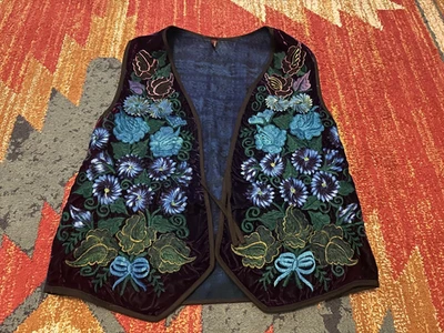 Hombre L Hecho en Guatemala Chaleco Floral Bordado Cierre Corbata BONITO Foto 1 de 3