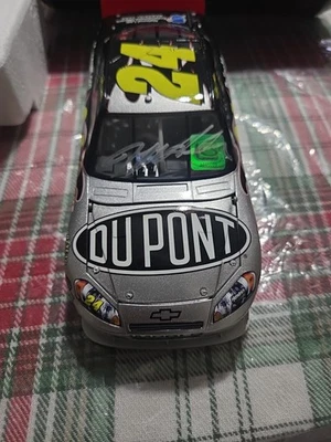 #24 Jeff Gordon Dupont National Law Enforcement 2010 Auto no coa wrong box  - Image 1 of 2