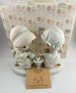 Precious Moments 520748 Friendship Hits the Spot 1988 mit Box & Karte - Bild 1 von 11