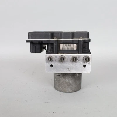 Audi A4 Quattro 2009 2010 ABS bomba de freno antibloqueo OEM usada Foto 1 de 4