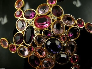 SIGNED SWAROVSKI AMETHYST COLORED CRYSTAL PIN~BROOCH 22KT GOLD PLATING NWT RARE - Picture 1 of 10