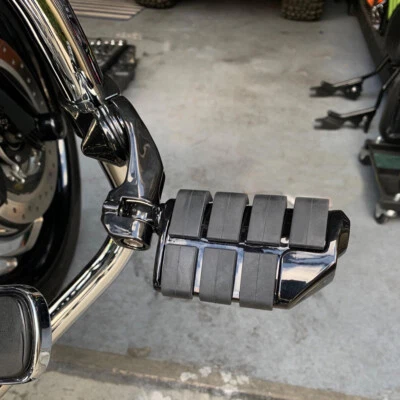Black Motorcycle Highway Foot Pegs Pedals For Indian Chieftain Roadmaster Elite - Image 1 of 4