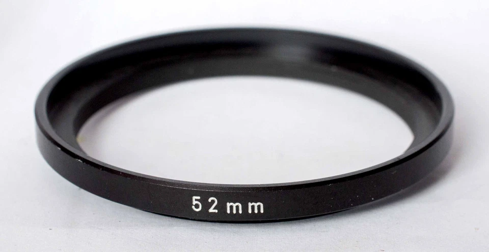 Unbranded 52mm - 58mm step up ring. #3 - Image 1 of 1