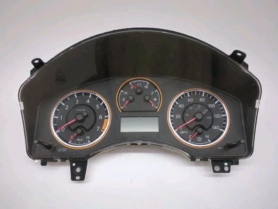 Nissan Titan SV 2010 2011 velocímetro cuadro de instrumentos  Foto 1 de 4