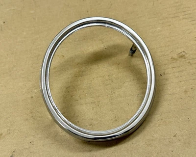 Chevrolet Impala Bel Air Biscayne 1965 luz trasera bisel LH Foto 1 de 4