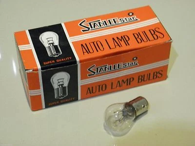 Bombilla luz trasera honda cb100 cb125s s110 s90 xl100 cl100 xl175 xl125 6v 21w Foto 1 de 4