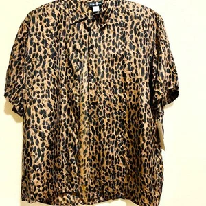 silk ncounter 100% silk animal print button down blouse size M - Picture 1 of 10