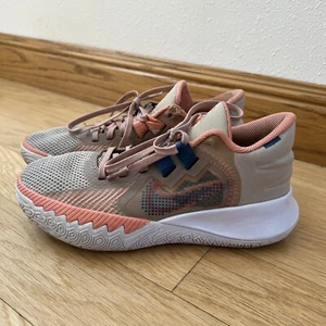 Size 4 - Nike Kyrie Flytrap Basketball shoes size 5 Rattan Hemp - Picture 1 of 11