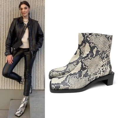 Botas Zara Mujer Piel Serpiente Estampado Cuero Crema Negro Puntera Cuadrada NUEVAS 37 6.5 Foto 1 de 4