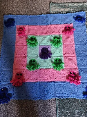 mantas bebé crochet hechas a mano Foto 1 de 4