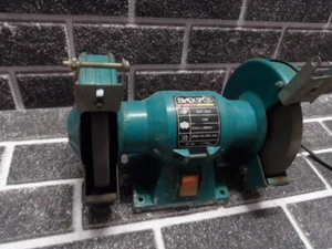 Bench Grinder - Picture 1 of 5