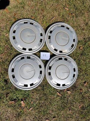 (1) 原始设备制造商 1987 - 1990 年大众福克斯 13 英寸轮毂盖车轮盖 p/n 3056011551 — 第 1/4 张图片