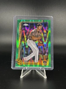 2025 Topps Chrome Green Ray wave Refractor #/99 #186 Yu Darvish San Diego Padres - Picture 1 of 2