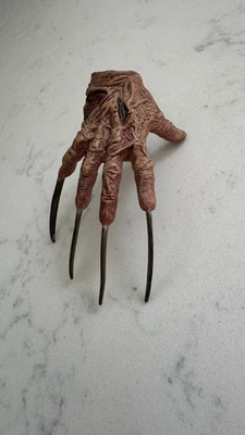 NECA Freddy Krueger Pesadilla en Elm Street 3 Dream Warriors 1987 1/4 mano 18"" Foto 1 de 4