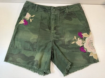 Pantalones Cortos Free People Mujer 2 Scout Camuflados Floral Bordado Dobladillo Crudo Botón Mosca Foto 1 de 4