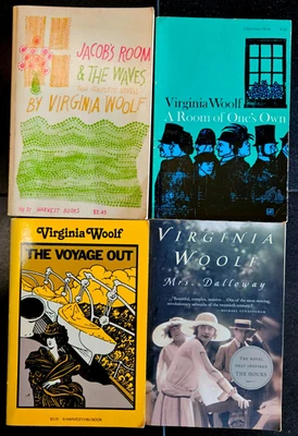 Virginia Woolf lot of 4 with: Mrs Dalloway, The Voyage Out , A Room of One's Own Foto 1 de 2