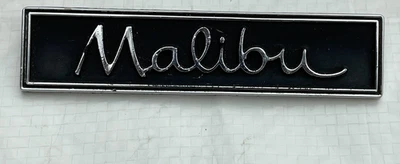 1968 Chevrolet Malibu painel de porta Chevy acabamento interior moldura emblema - Imagem 1 de 4