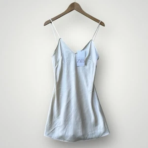 Neu mit Etikett Zara Schlupfkleid kurz Damen Größe S weiß - Bild 1 von 15