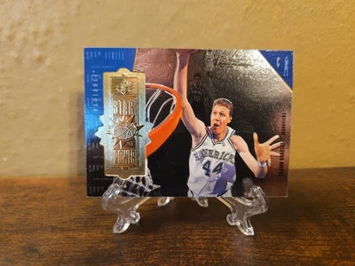 1998-99 SPx Finite Star Power Radiance #105 Shawn Bradley /2700 - Mavericks - Image 1 of 3
