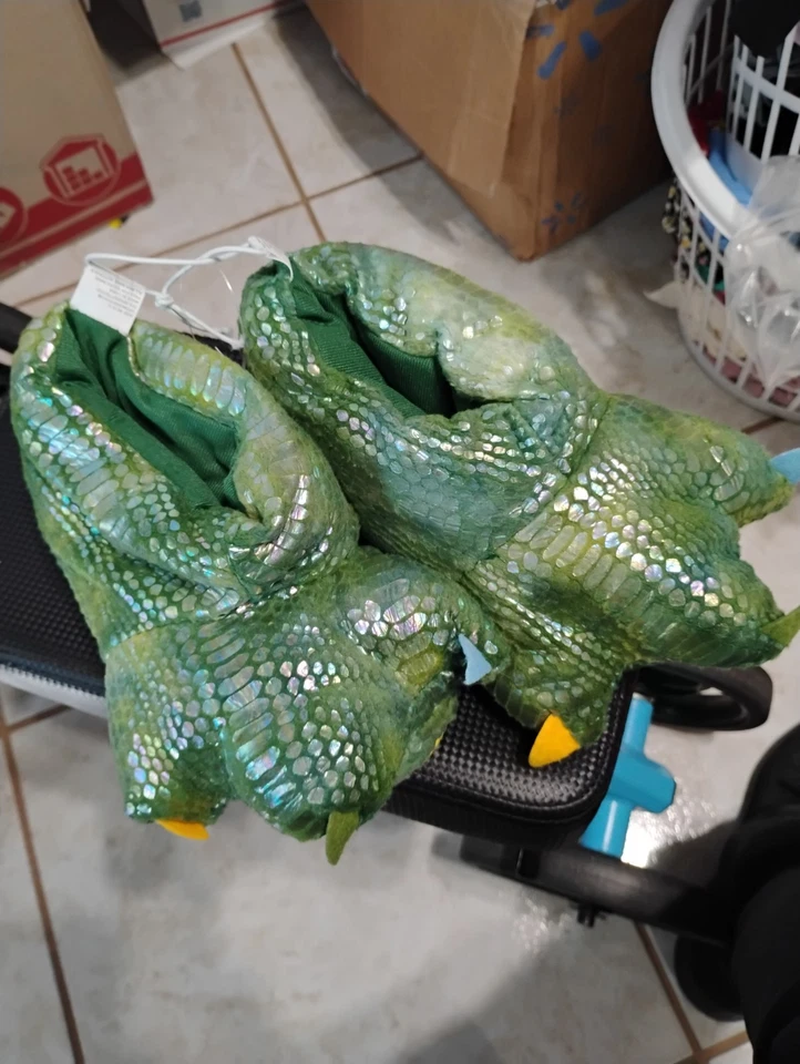 Dino Slippers Size 2/3y - Image 1 of 1