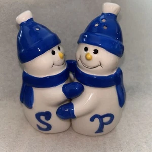 Schneemann Set Streuer umarmend blau weiß Keramik - Bild 1 von 8