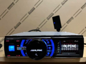 Alpine iDA-X200 1DIN Car Audio Digital Media Receiver Bluetooth Adapter Included - Picture 1 of 8