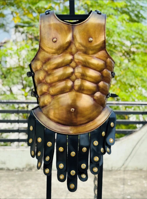 Disfraz de guerrero espartano 300 para hombre - armadura muscular en el pecho, casco espartano y rojo C Foto 1 de 4