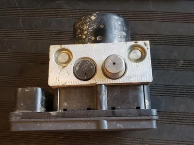 Conjunto de bomba de freno antibloqueo Nissan Frontier 2005-2011 ABS fabricante de equipos originales Foto 1 de 4