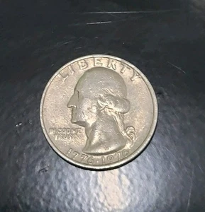 Rare 1776-1976 Bicentennial Quarter No Mint Mark Off center strike - Picture 1 of 2
