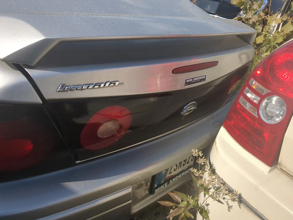 Luces traseras Chevrolet Impala 2005 Foto 1 de 1