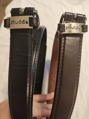 Mudd Mujer 1 Marrón y 1 Negro Cuero B318M Cinturón Cromo Anillos Talla M/L Lote De 2 Foto 1 de 4