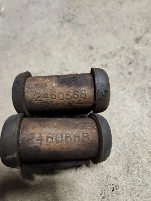 Par de núcleos de cilindro de rueda trasera 2460668 Mopar Dodge Plymouth Chrysler frenos de tambor Foto 1 de 2