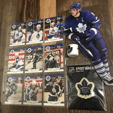NHL maple leafs bundle - Magnet puzzle (Phaneuf)  mini mug/cup + (9 FREE cards) Cover