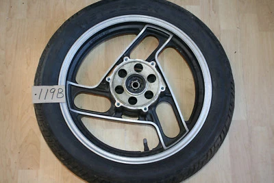 Llanta delantera Yamaha FJ1100 1984 rueda magnética J18xMT2,75 OEM 84 B Foto 1 de 4