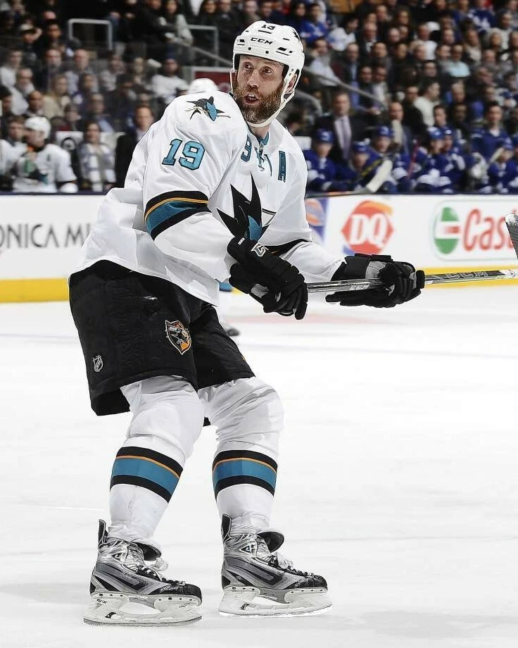 JOE THORNTON 8X10 PHOTO HOCKEY SAN JOSE SHARKS PICTURE  Foto 1 de 1