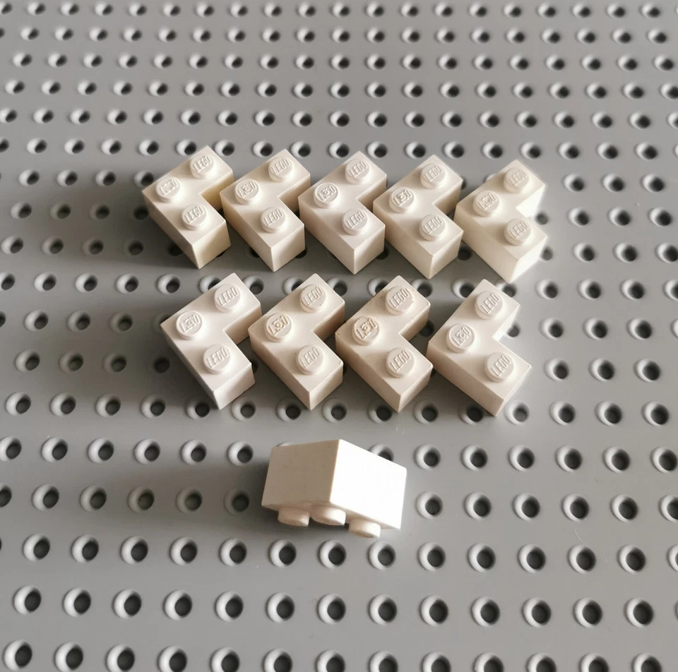 LEGO Ecke Eckstein Winkel Baustein Basic Basis weiß 10 stk. White Brick 2357 R1 - Bild 1 von 1