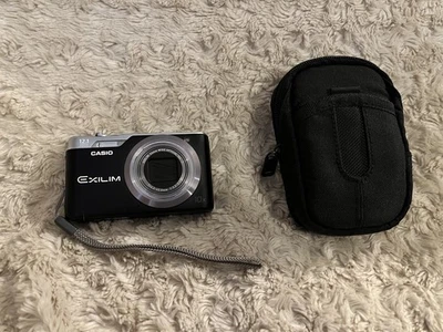 Casio Digital Camera Exilim EX-H5 12.1MP Black Tested lovely condition  - Image 1 of 4