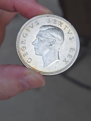 1950  South  Africa 5 Shillings Crown UNC BU - Image 1 of 2