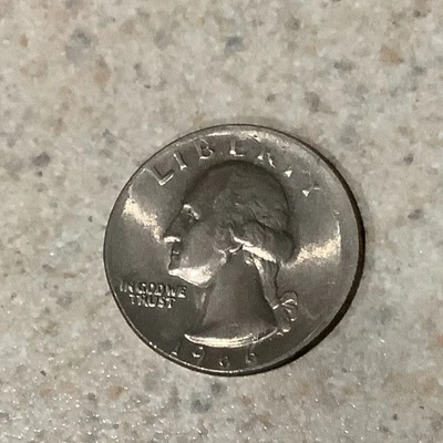 1966-P  WASHINGTON QUARTER  OFF CENTER * FULL DATE SHOWS * VERY NICE ! - Image 1 of 2