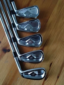 Hierro Bridgestone Tour B 5 piezas acero inoxidable para hombres - Imagen 1 de 12