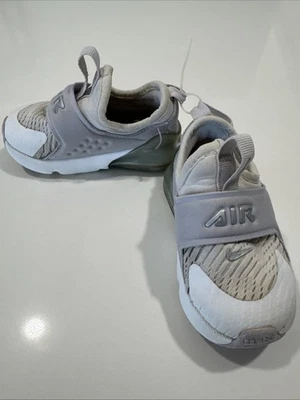 Zapatos Nike Air Max 270 para niños pequeños blanco/gris claro talla 6C Foto 1 de 4