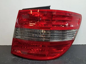 A1698202664 Faro trasero derecho MERCEDES-BENZ CLASE B (W245) 2005 - Imagen 1 de 11