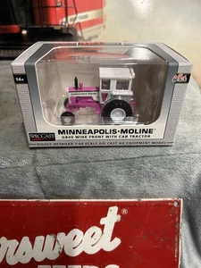 Pink Minneapolis Moline G840 Tractor w/ Wide Front and Cab Diecast 1:64 SpecCast - Picture 1 of 1
