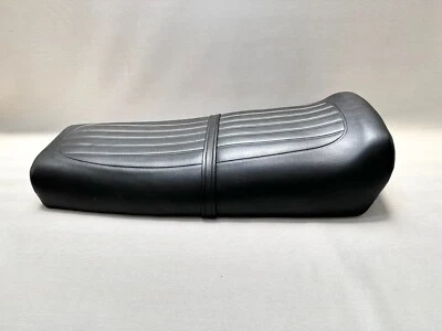 Asiento de moto Suzuki GS750 B C E 1977-1979 nuevo metal panorámico estilo clásico negro. Foto 1 de 4