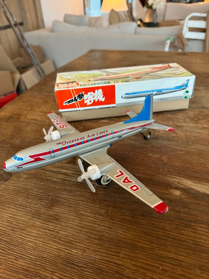 JOUET AVION MECANISME A GALET MF 104 20 CM MADE IN CHINA - Photo 1/4