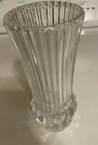 Clear Glass Bud Vase 5-1/2" Tall 2-1/2" width 1977 - Picture 1 of 4